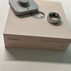 Oura Health Ring in brushed Silver newest gen
